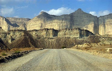  The Hingol National Park:  A Mysterious Land Sculpted by Time and Tides!